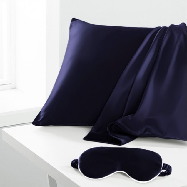 Online Two Piece Silk Gift Set Navy Pillowcase & Eye Mask Online Two Piece Silk Gift Set Navy Pillowcase & Eye Mask